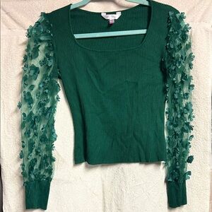 Elegant Green Top with Floral Sleeves